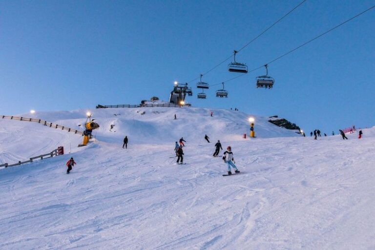 코로넷피크 스키장 – Coronet Peak Ski Area
