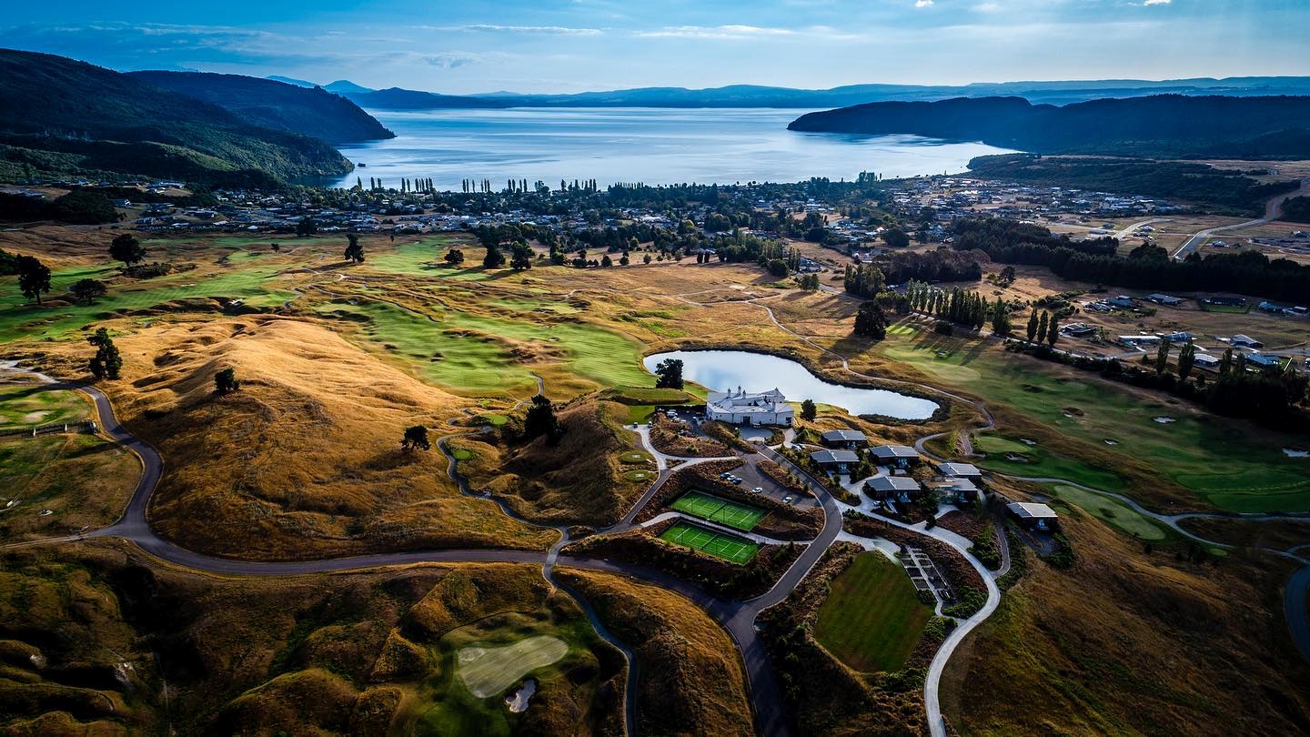 taupo-kinloch-golf-from-air